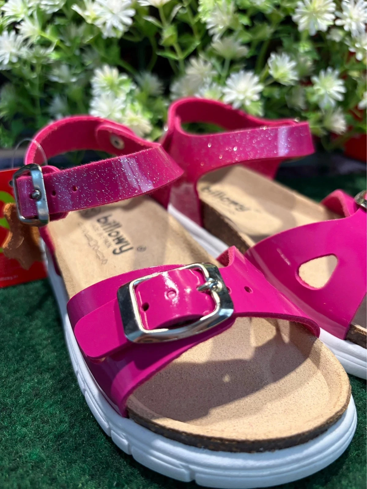 par de sandalias Billowy rosa barbie con lentejuelas - talla 24! 🌸 – photo 2